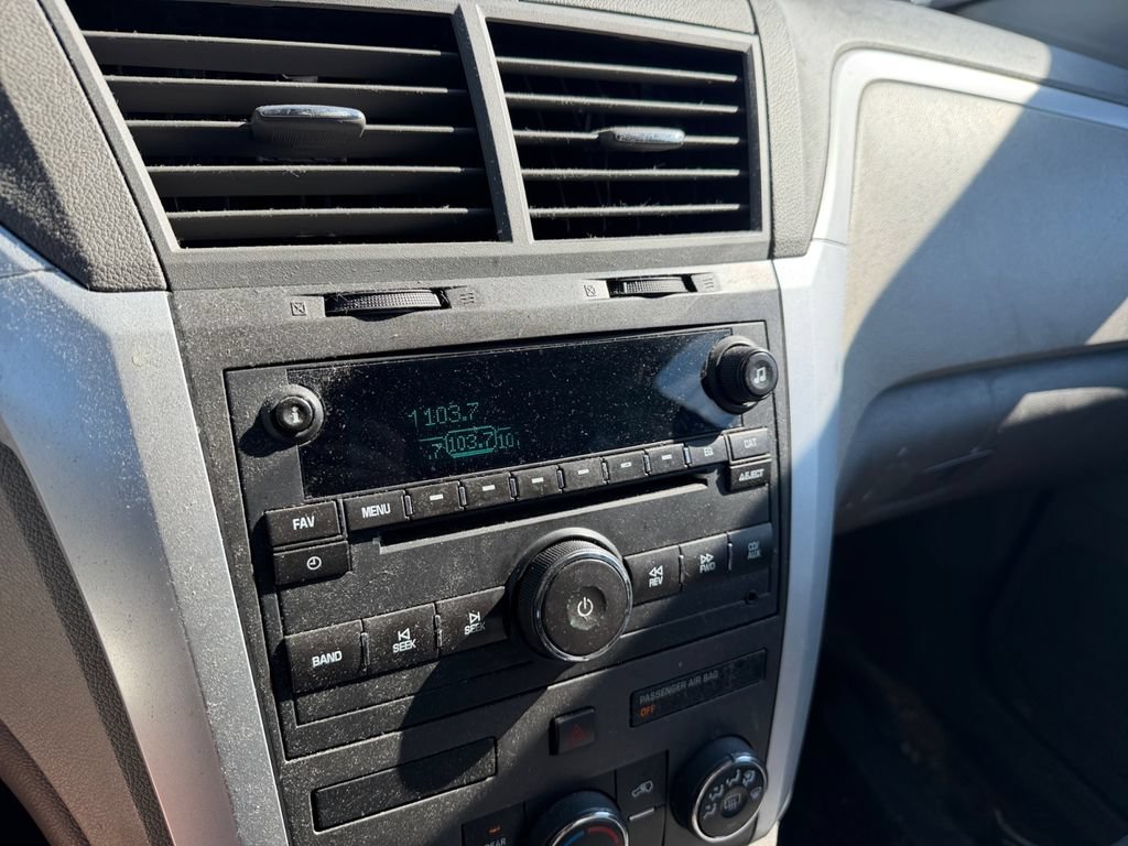 Used 2011 Chevrolet Traverse LS FWD image 25