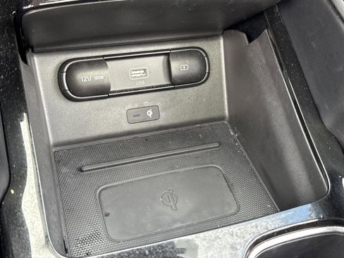 Certified 2022 Kia Telluride EX w/ EX Premium Package image 14