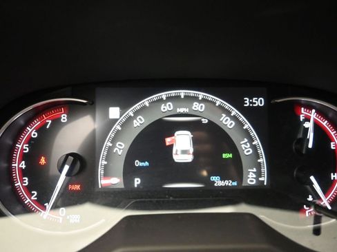 Used 2025 Toyota RAV4 XLE image 7