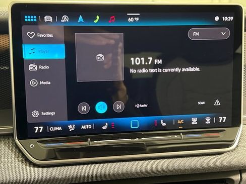 Used 2025 Volkswagen Tiguan S AWD/4WD image 31