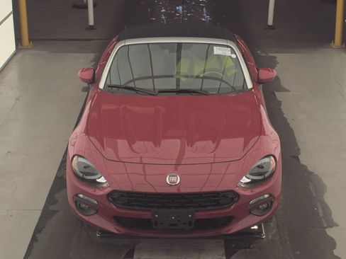 Used 2020 FIAT 124 Spider Lusso w/ Convenience Group RWD image 3