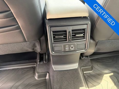Used 2026 Subaru Forester Premium AWD/4WD image 26