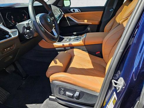 Used 2024 BMW X5 xDrive40i RWD image 16