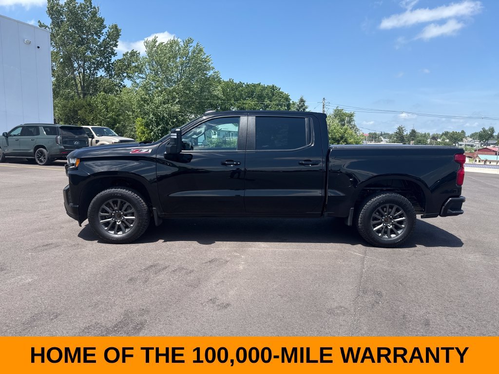 Used 2022 Chevrolet Silverado 1500 RST w/ Convenience Package II AWD/4WD image 2