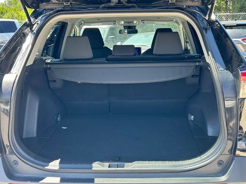 Used 2025 Toyota RAV4 XLE image 14