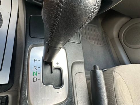 Used 2003 Mitsubishi Outlander XLS image 22