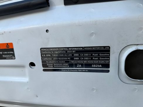 Used 2024 Nissan Sentra S FWD image 19