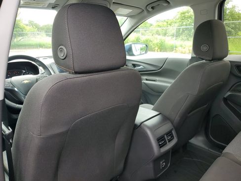 Used 2024 Chevrolet Equinox LT w/ LPO, Floor Liner Package FWD image 27