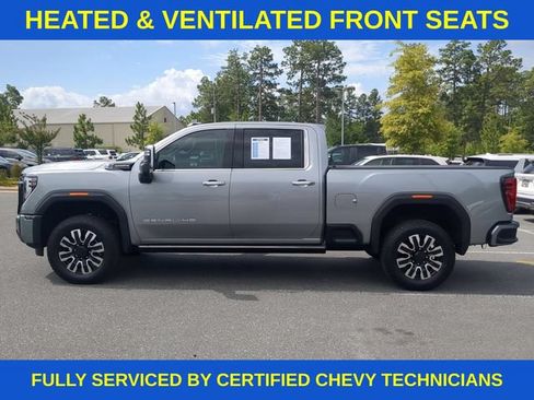 Used 2025 GMC Sierra 2500 Denali Ultimate AWD/4WD image 10