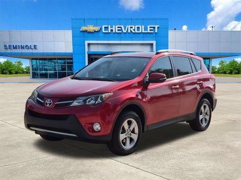 Used 2015 Toyota RAV4 XLE FWD image 2