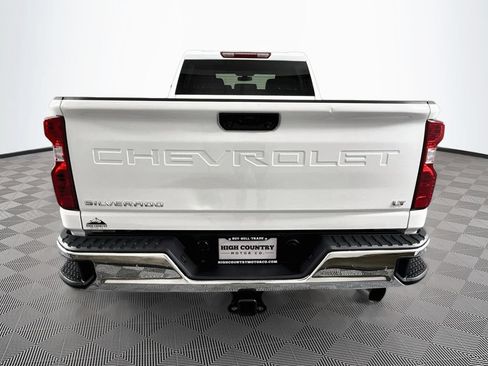 Used 2023 Chevrolet Silverado 2500 LT AWD/4WD image 6