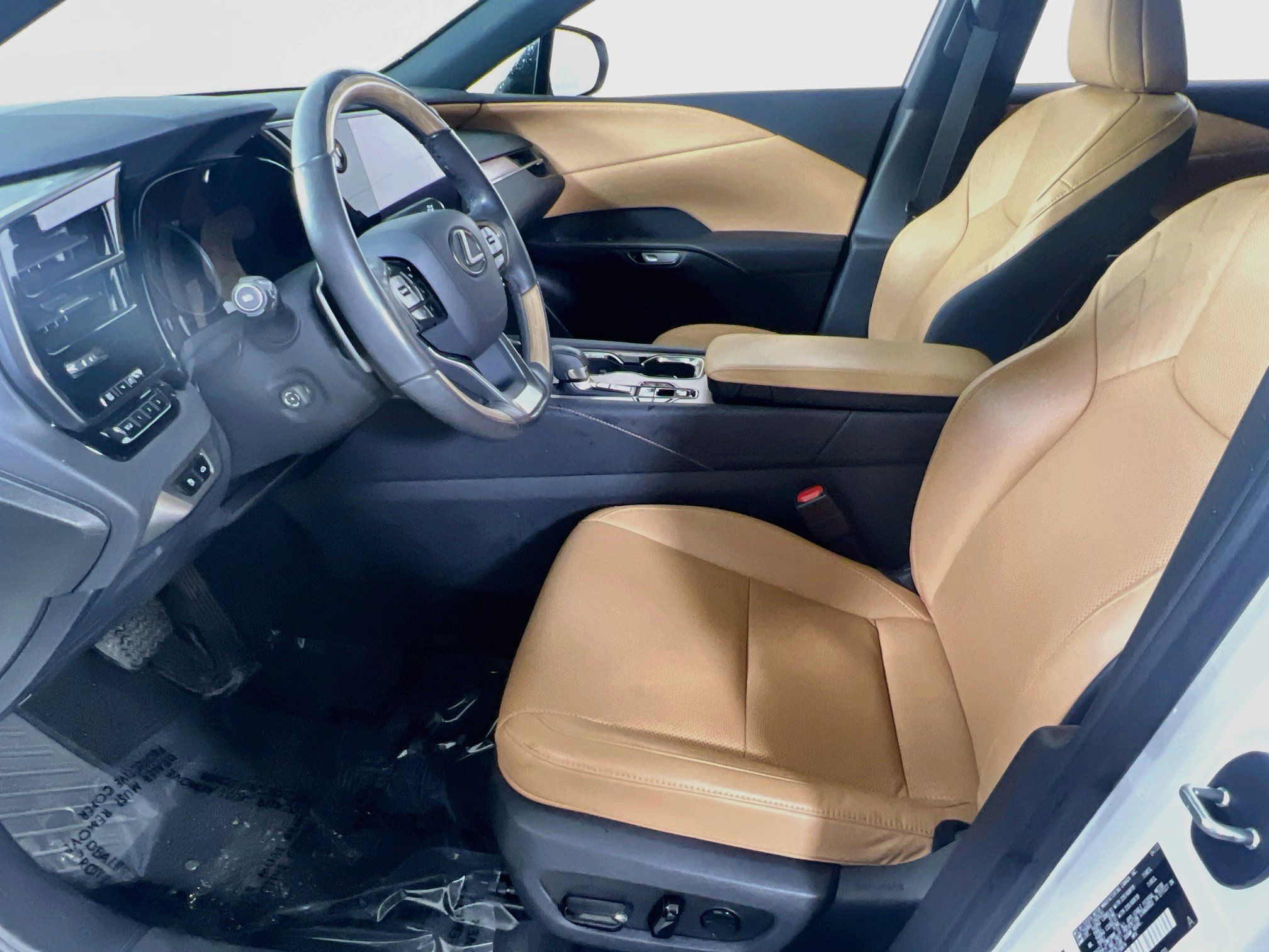 Used 2023 Lexus RX 350 Premium w/ Accessory Package AWD/4WD image 20