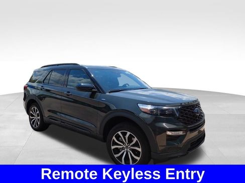 Used 2023 Ford Explorer ST-Line w/ Class IV Trailer Tow Package AWD/4WD image 5