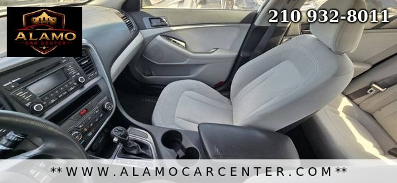Used 2011 Kia Optima LX FWD image 35