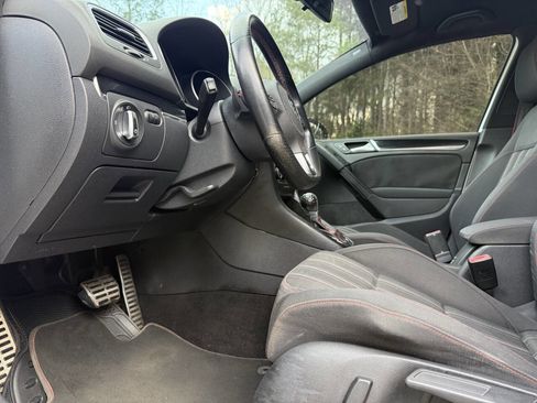 Used 2014 Volkswagen GTI Wolfsburg Edition image 24