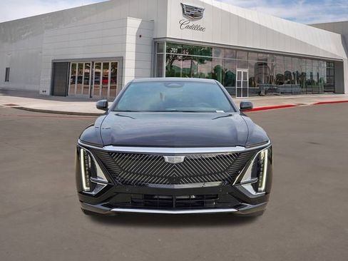 New 2026 Cadillac Lyriq Luxury w/ LPO, Floor Liner Package image 2