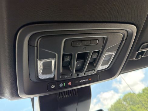 New 2026 GMC Sierra 1500 AT4 w/ AT4 Premium Package AWD/4WD image 22
