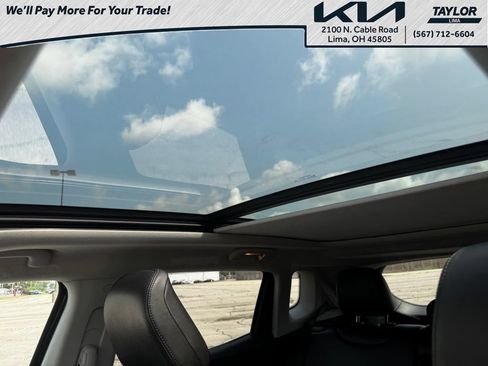Used 2022 Jeep Compass Limited w/ Sun and Sound Group AWD/4WD image 18