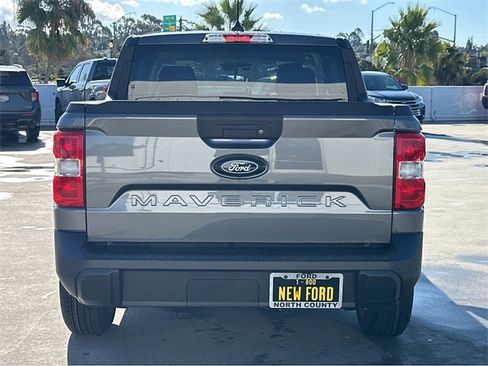 New 2025 Ford Maverick XL image 5