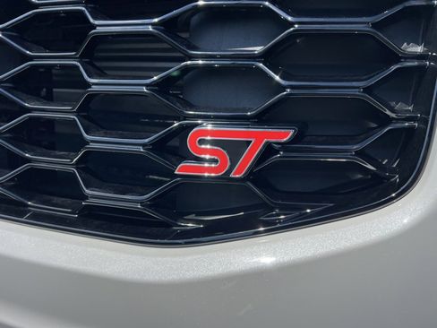 New 2025 Ford Explorer ST image 10