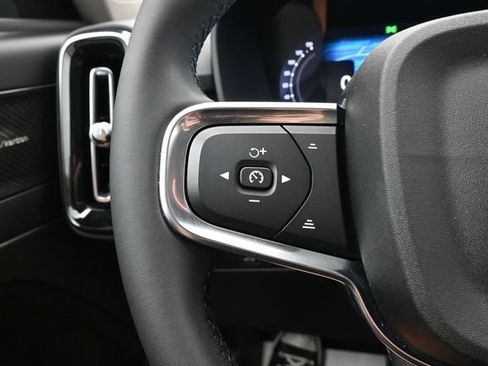 Used 2023 Volvo XC40 B5 Ultimate w/ Protection Package Premier AWD/4WD image 26