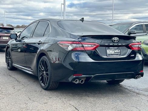 Used 2022 Toyota Camry XSE image 5