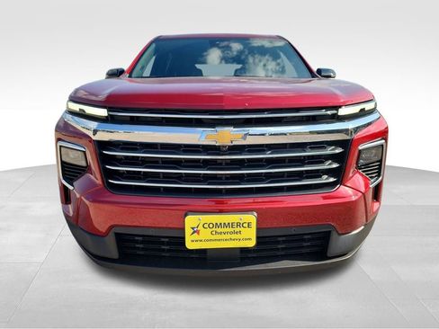 New 2026 Chevrolet Traverse LT w/ Enhanced Driving Package image 2