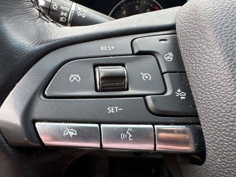 Used 2023 Cadillac CT4 Luxury w/ Sun And Sound Package AWD/4WD image 28