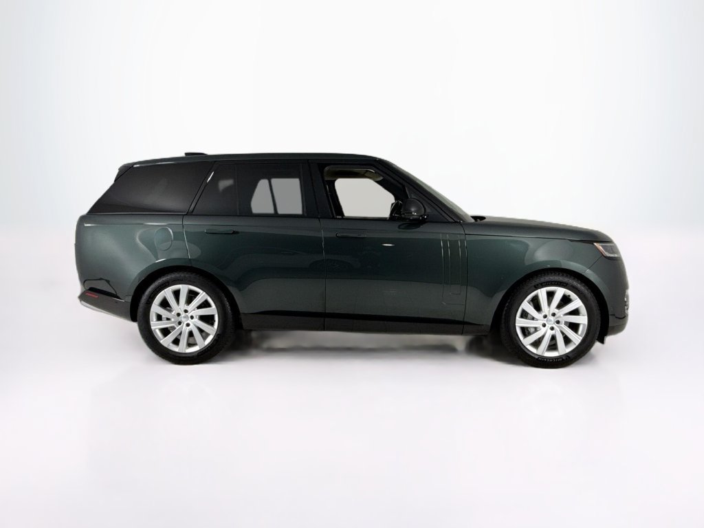 Used 2024 Land Rover Range Rover SE AWD/4WD image 6