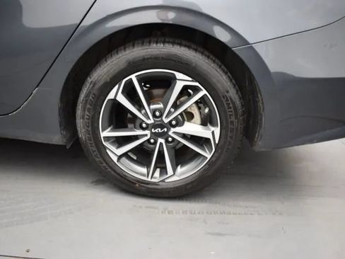 Used 2024 Kia Forte LXS FWD image 33