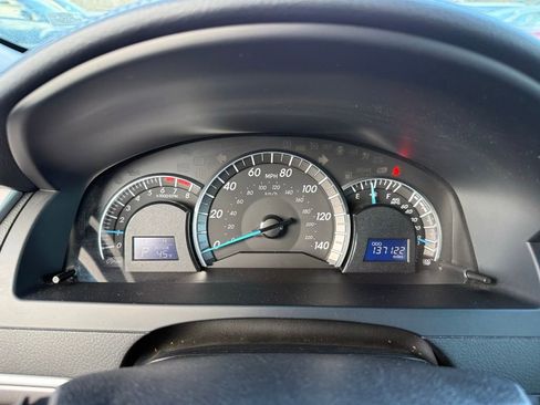 Used 2014 Toyota Camry SE image 8