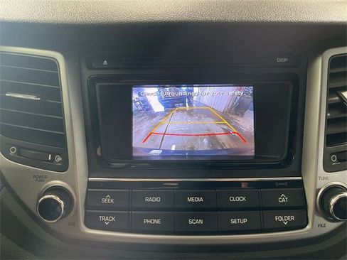 Used 2017 Hyundai Tucson SE image 17