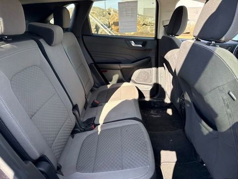 Used 2021 Ford Escape SE w/ SE Sport Appearance Package image 11