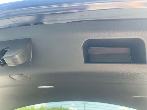 Used 2023 Buick Enclave Essence w/ Experience Buick Package FWD image 35
