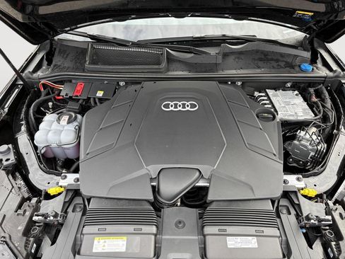 Certified 2025 Audi Q7 3.0T Premium Plus AWD/4WD image 26