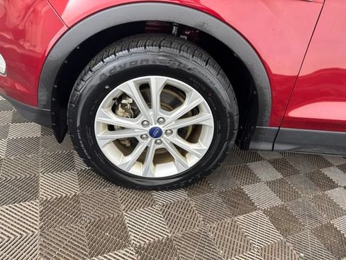 Used 2017 Ford Escape SE AWD/4WD image 31