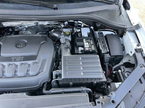 Used 2024 Volkswagen Tiguan Wolfsburg Edition image 42