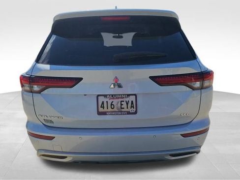 Used 2022 Mitsubishi Outlander SEL image 6