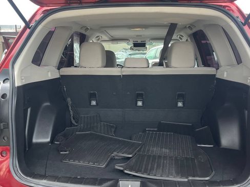 Used 2015 Subaru Forester 2.5i Premium w/ All-Weather Package AWD/4WD image 22