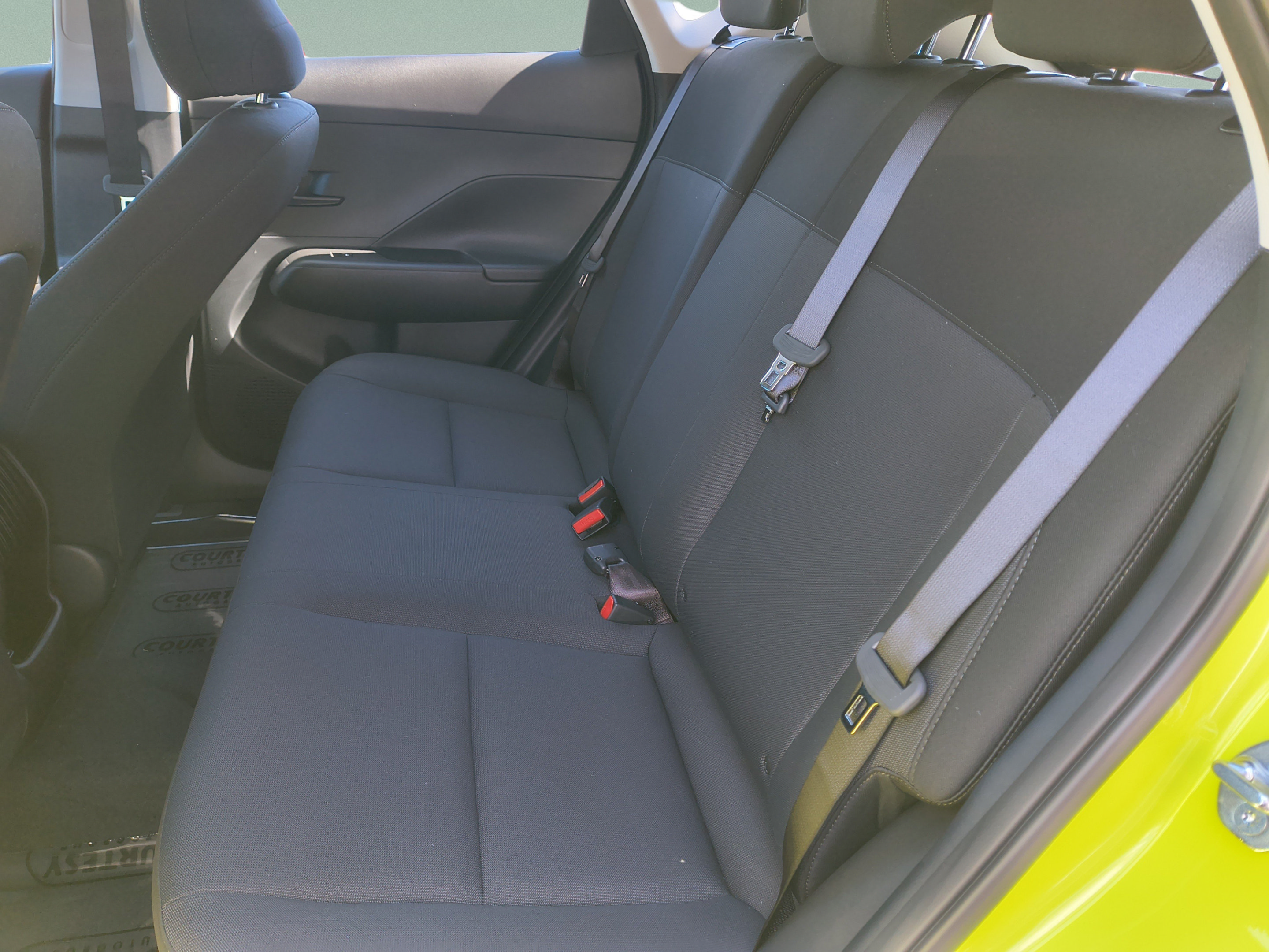 New 2027 Hyundai Kona SE FWD image 18