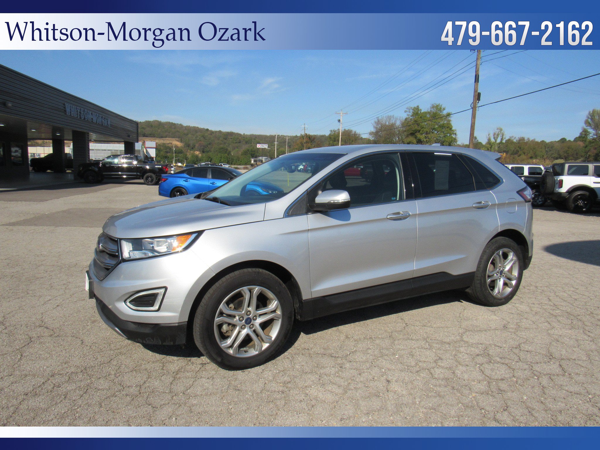 Used 2017 Ford Edge Titanium w/ Technology Package FWD image 3