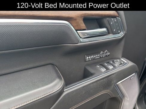 Used 2023 Chevrolet Silverado 1500 High Country w/ Technology Package image 21