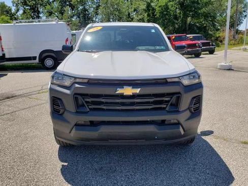 Used 2024 Chevrolet Colorado W/T w/ Safety Package RWD image 8
