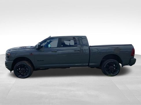 New 2026 RAM 2500 Laramie w/ Night Edition AWD/4WD image 5