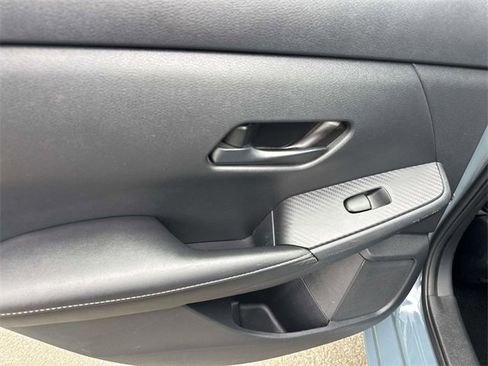 Certified 2024 Nissan Sentra SV image 27