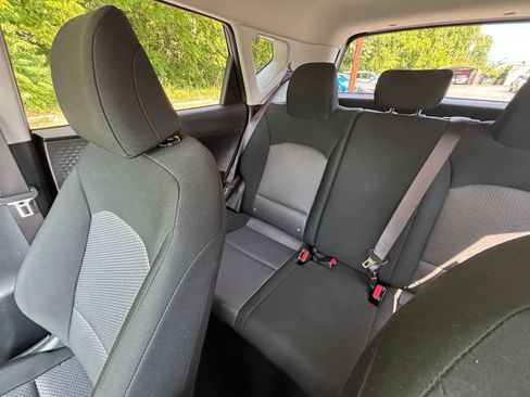 Used 2025 Kia Soul LX w/ LX Technology Package FWD image 34