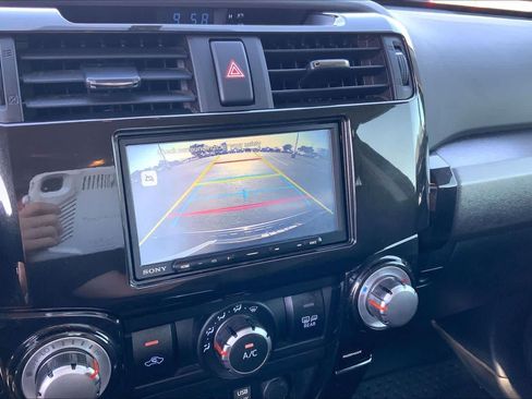 Used 2019 Toyota 4Runner TRD Off-Road Premium AWD/4WD image 27