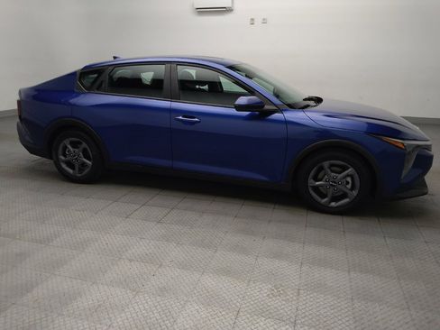 Used 2025 Kia K4 FWD image 11