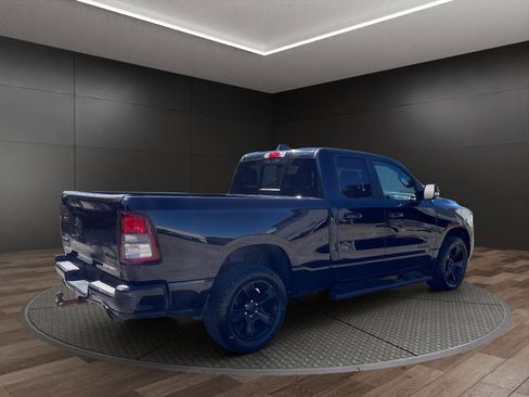 Used 2022 RAM 1500 Big Horn w/ Night Edition AWD/4WD image 8