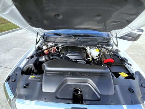 Used 2024 RAM 2500 Big Horn image 24